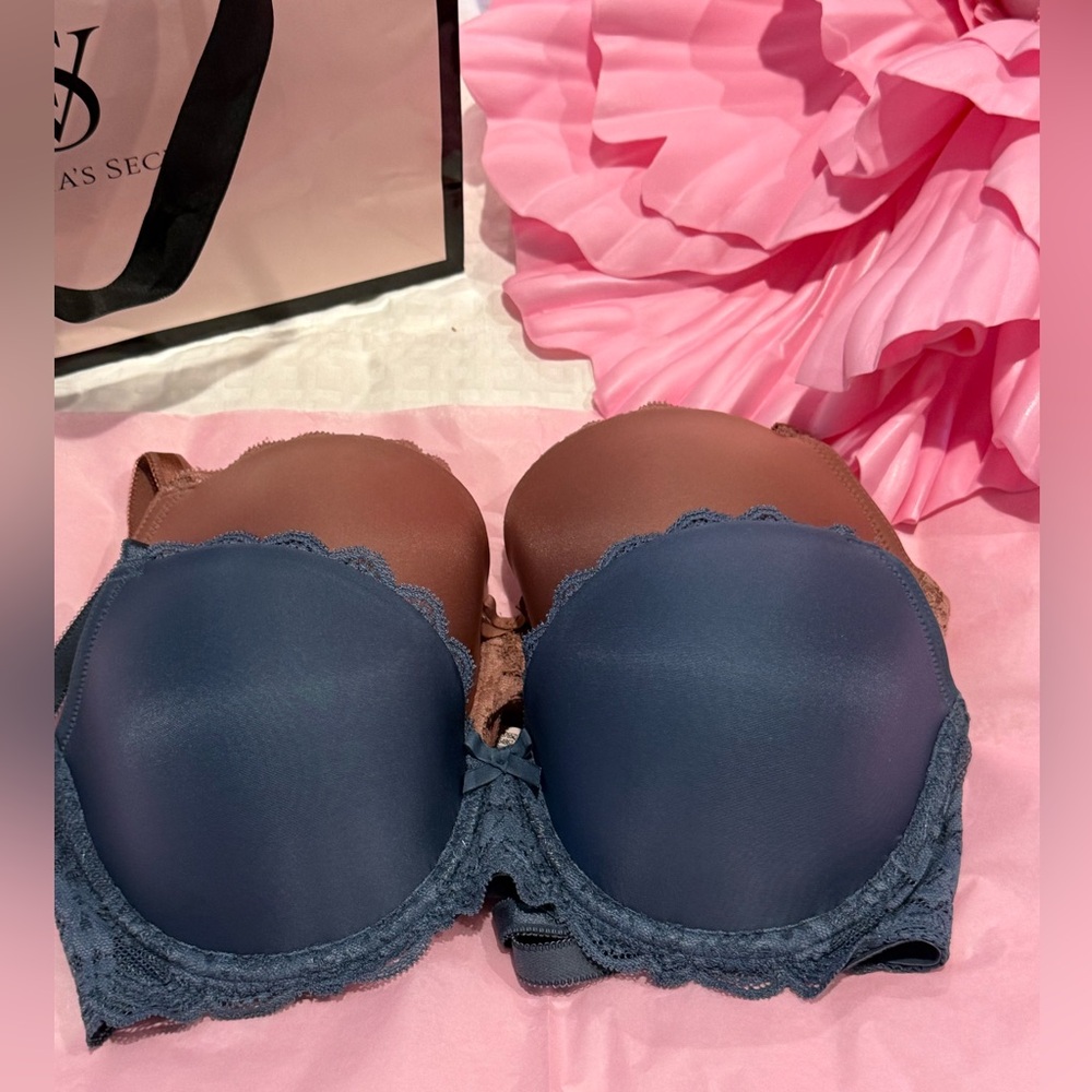 2 Victoria's Secret Dream Angels Lined Demi Bras- 32DD